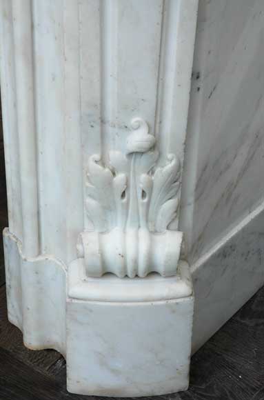 Cheminée Louis XV en marbre blanc Cheminée Louis XV en marbre blanc-4