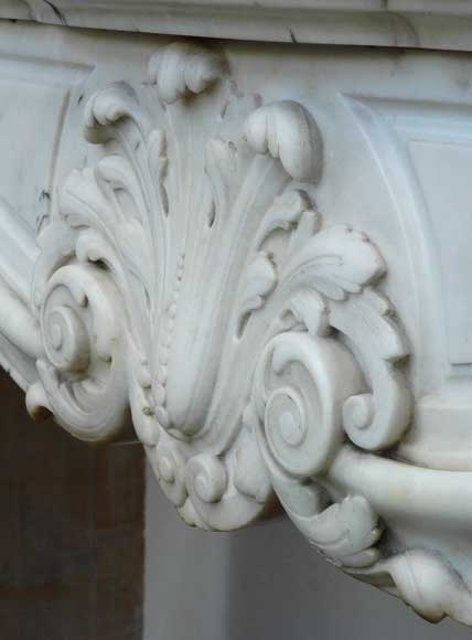 Cheminée Louis XV en marbre blanc Cheminée Louis XV en marbre blanc-9