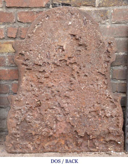 Plaque de cheminée d’époque Louis XV aux armes de France Plaque de cheminée d’époque Louis XV aux armes de France-6