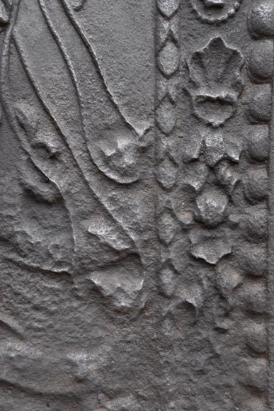 Plaque de cheminée Néo-Renaissance figurant Neptune, XIXe siècle Plaque de cheminée Néo-Renaissance figurant Neptune, XIXe siècle-5