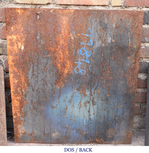 Plaque de cheminée ancienne à décor de soldat en armure, XIXe siècle Plaque de cheminée ancienne à décor de soldat en armure, XIXe siècle-6