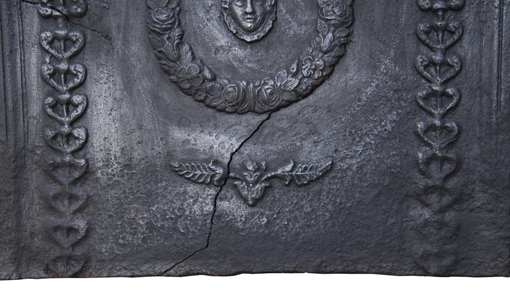 Plaque de cheminée ancienne de style Empire Plaque de cheminée ancienne de style Empire-3