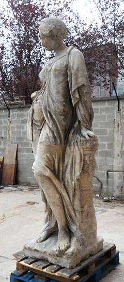 École française,Très grande sculpture en pierre d’une allégorie féminine, Fin du XVIIIe siècle École française,Très grande sculpture en pierre d’une allégorie féminine, Fin du XVIIIe siècle-3