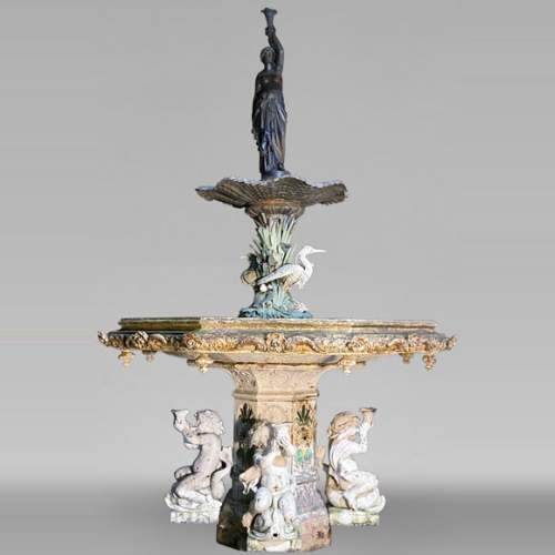 Fonderie du VAL D’OSNE - Exceptionnelle fontaine de style Renaissance Modèle présenté à l’Exposition Universelle de 1851