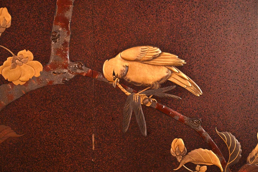 CHARBONNIER (ébéniste) pour L’ESCALIER DE CRISTAL, Cabinet japonisant à panneau laqué coulissant, vers 1890 CHARBONNIER (ébéniste) pour L’ESCALIER DE CRISTAL, Cabinet japonisant à panneau laqué coulissant, vers 1890-5