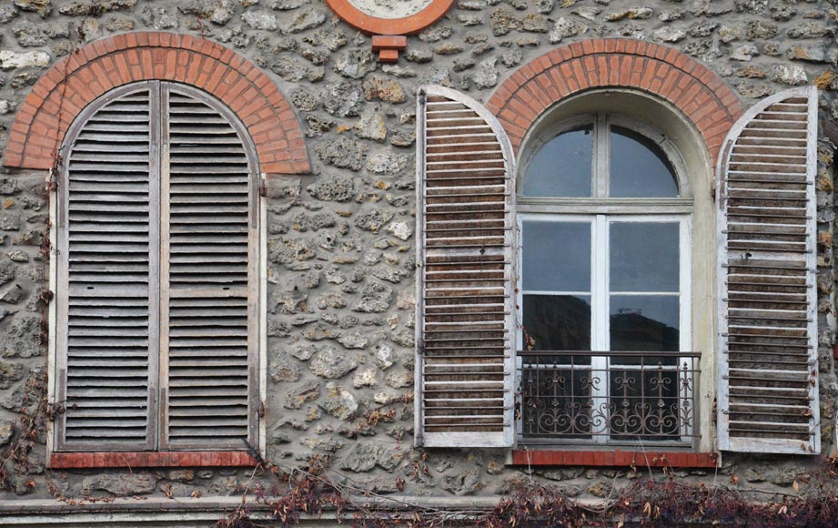 Deux paires de volets en bois Deux paires de volets en bois-0