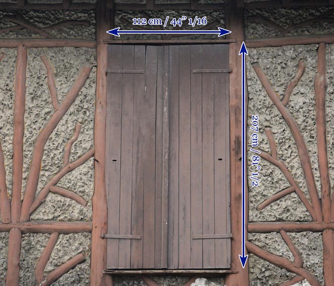 Ensemble original d’une paire de volets et garde-corps en bois, style rusticage, milieu du XIXe siècle Ensemble original d’une paire de volets et garde-corps en bois, style rusticage, milieu du XIXe siècle-7