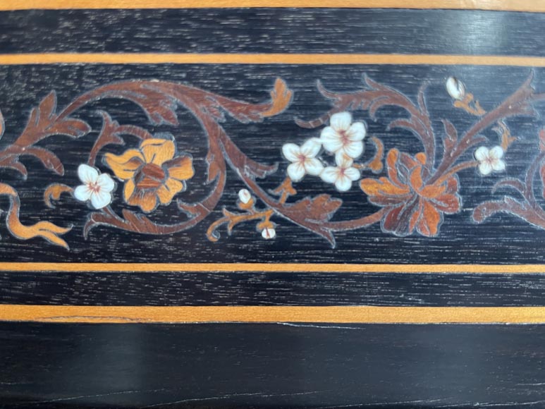 Charles Hunsinger (attribuée à), Belle sellette de présentation à décor de marqueterie, vers 1870-1880 Charles Hunsinger (attribuée à), Belle sellette de présentation à décor de marqueterie, vers 1870-1880-9