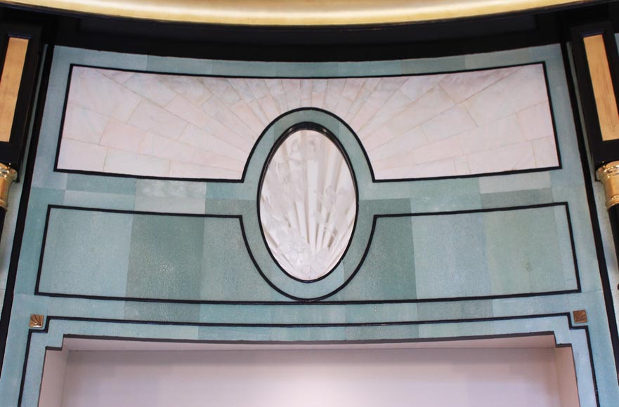 Emilio Terry (1890 -1869) (dans le goût de), Pièce ronde aux murs ornés de papier peint imitant le galuchat, fin du XXe siècle Emilio Terry (1890 -1869) (dans le goût de), Pièce ronde aux murs ornés de papier peint imitant le galuchat, fin du XXe siècle-6