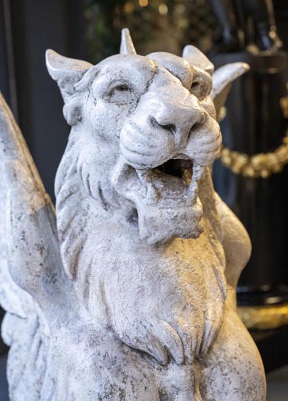 Rare paire de lions ailés, fonte de fer, époque XIXe siècle Rare paire de lions ailés, fonte de fer, époque XIXe siècle-5