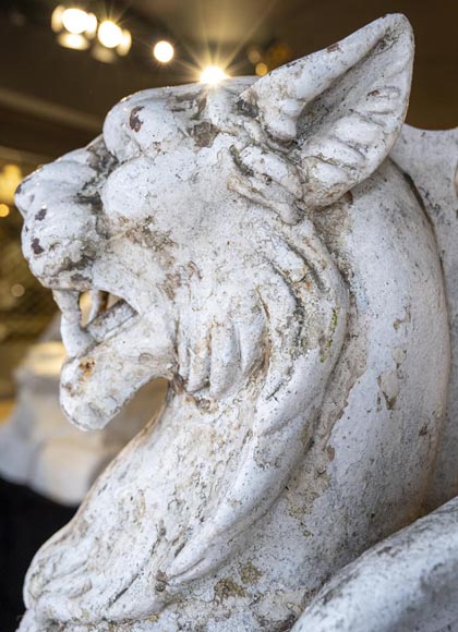 Rare paire de lions ailés, fonte de fer, époque XIXe siècle Rare paire de lions ailés, fonte de fer, époque XIXe siècle-9