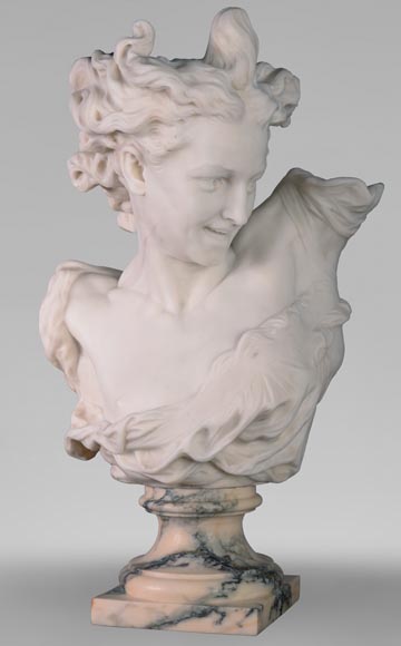 Guglielmo PUGI (1850 - 1915), Buste en marbre blanc de Carrare « Le Génie de la danse » d'après la sculpture de Jean-Baptiste CARPEAUX, vers 1900 Guglielmo PUGI (1850 - 1915), Buste en marbre blanc de Carrare « Le Génie de la danse » d'après la sculpture de Jean-Baptiste CARPEAUX, vers 1900-0