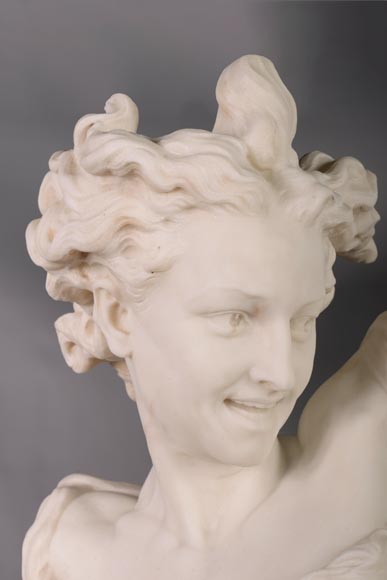 Guglielmo PUGI (1850 - 1915), Buste en marbre blanc de Carrare « Le Génie de la danse » d'après la sculpture de Jean-Baptiste CARPEAUX, vers 1900 Guglielmo PUGI (1850 - 1915), Buste en marbre blanc de Carrare « Le Génie de la danse » d'après la sculpture de Jean-Baptiste CARPEAUX, vers 1900-6