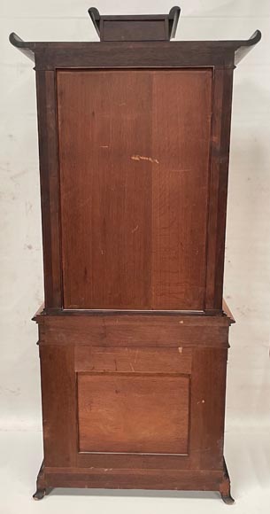 Gabriel VIARDOT, Vitrine japonisante avec piétement orné de chimère et décor en nacre Gabriel VIARDOT, Vitrine japonisante avec piétement orné de chimère et décor en nacre -4