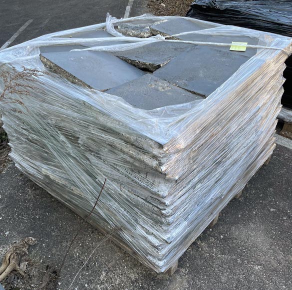 Important ensemble 280m² de dalles en pierre noire de soignies, XIXe siècle Important ensemble 280m² de dalles en pierre noire de soignies, XIXe siècle-11