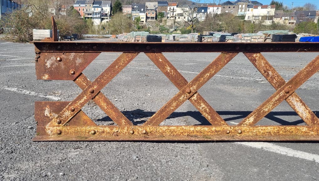 Deux structures métalliques rectangulaires, XIXe siècle  Deux structures métalliques rectangulaires, XIXe siècle -4