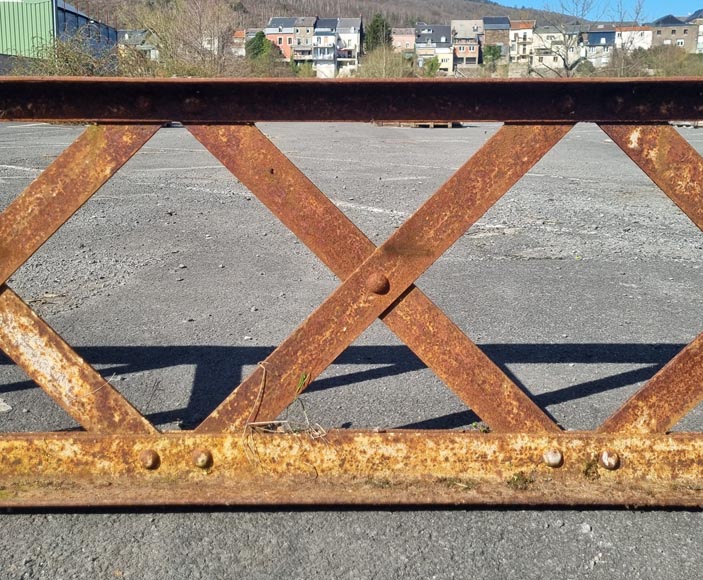 Deux structures métalliques rectangulaires, XIXe siècle  Deux structures métalliques rectangulaires, XIXe siècle -6