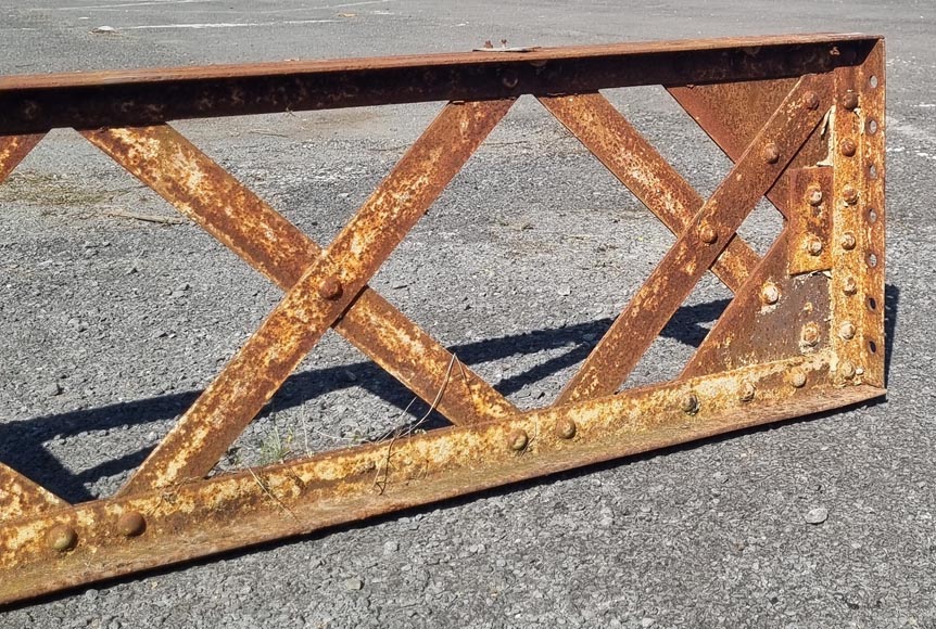 Deux structures métalliques rectangulaires, XIXe siècle  Deux structures métalliques rectangulaires, XIXe siècle -7