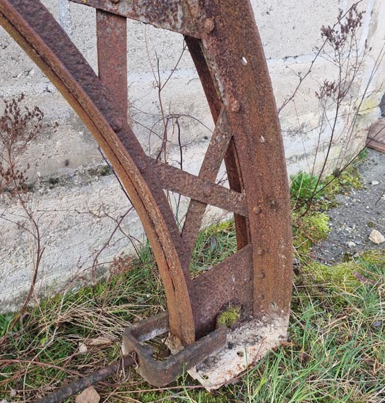 Ensemble de douze structures métalliques en forme d'arc, XIXe siècle  Ensemble de douze structures métalliques en forme d'arc, XIXe siècle -6