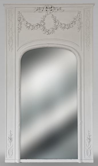 Trumeau de style Louis XVI aux guirlandes de roses et branches d'olivier Trumeau de style Louis XVI aux guirlandes de roses et branches d'olivier-0