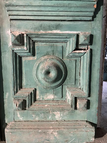 Grande double porte en bois peint en vert et dessus de porte, XXe siècle Grande double porte en bois peint en vert et dessus de porte, XXe siècle -6