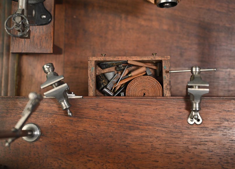 Maquette représentant un atelier de ferronnerie Maquette représentant un atelier de ferronnerie-7