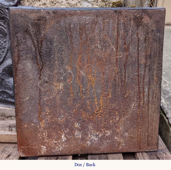 Plaque de cheminée au profil de femme Plaque de cheminée au profil de femme-4