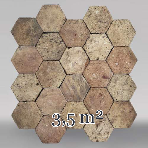Lot d'environ 3,5 m² de dalles hexagonales anciennes en terre cuite, XIXe siècle