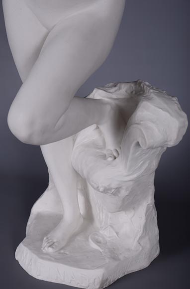Manufacture de Sèvres, «Matinado » sculpture en biscuit d’après un modèle de Félix CHARPENTIER, 1910 Manufacture de Sèvres, «Matinado » sculpture en biscuit d’après un modèle de Félix CHARPENTIER, 1910-11