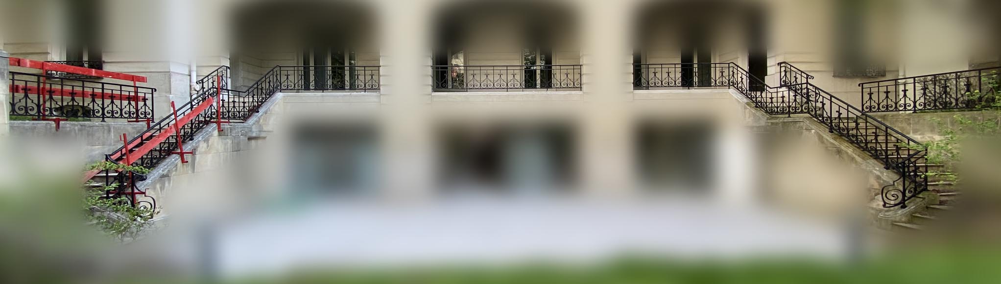 Ensemble de rambardes d'escalier monumental, en fonte, fin XIXe siècle Ensemble de rambardes d'escalier monumental, en fonte, fin XIXe siècle-1