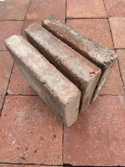 Environ 17 m² de dalles en terre cuite anciennes Environ 17 m² de dalles en terre cuite anciennes-1