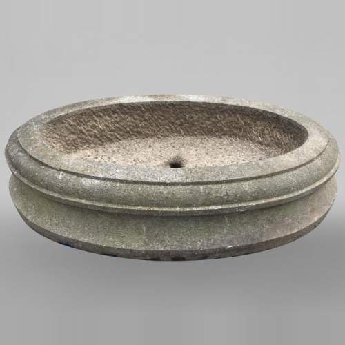 Importante jardinière ovale moulurée