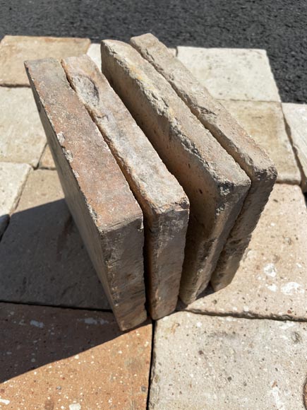 Environ 12,5 m² de dalles en terre cuite anciennes Environ 12,5 m² de dalles en terre cuite anciennes-2