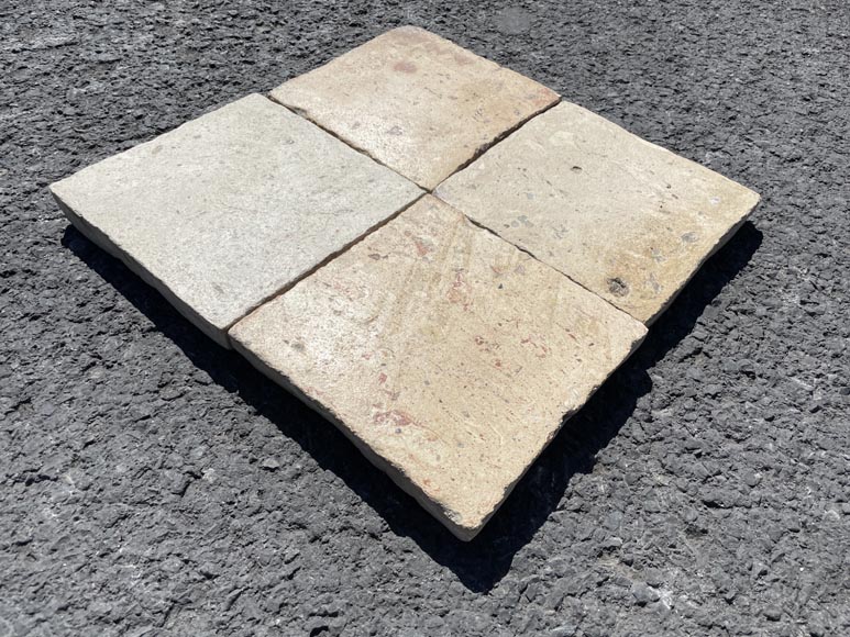 Petit lot d'environ 4 m² de dalles en terre cuite anciennes Petit lot d'environ 4 m² de dalles en terre cuite anciennes-1