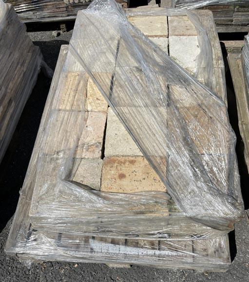 Petit lot d'environ 4 m² de dalles en terre cuite anciennes Petit lot d'environ 4 m² de dalles en terre cuite anciennes-5