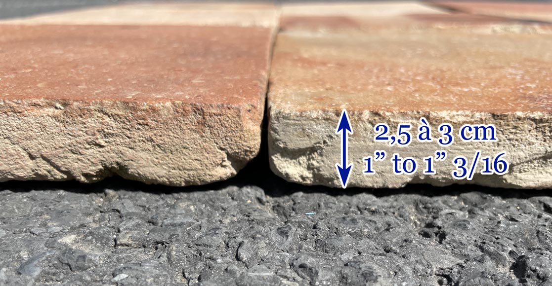 Lot d'environ 13,5 m² de tomettes carrées en terre cuite Lot d'environ 13,5 m² de tomettes carrées en terre cuite-2