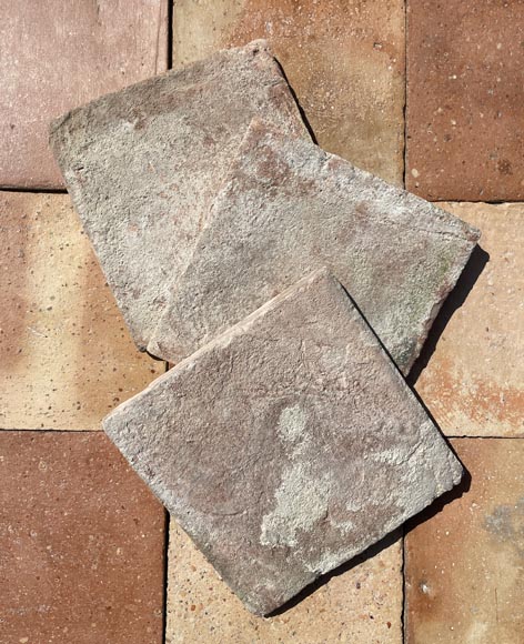 Lot d'environ 13,5 m² de tomettes carrées en terre cuite Lot d'environ 13,5 m² de tomettes carrées en terre cuite-3