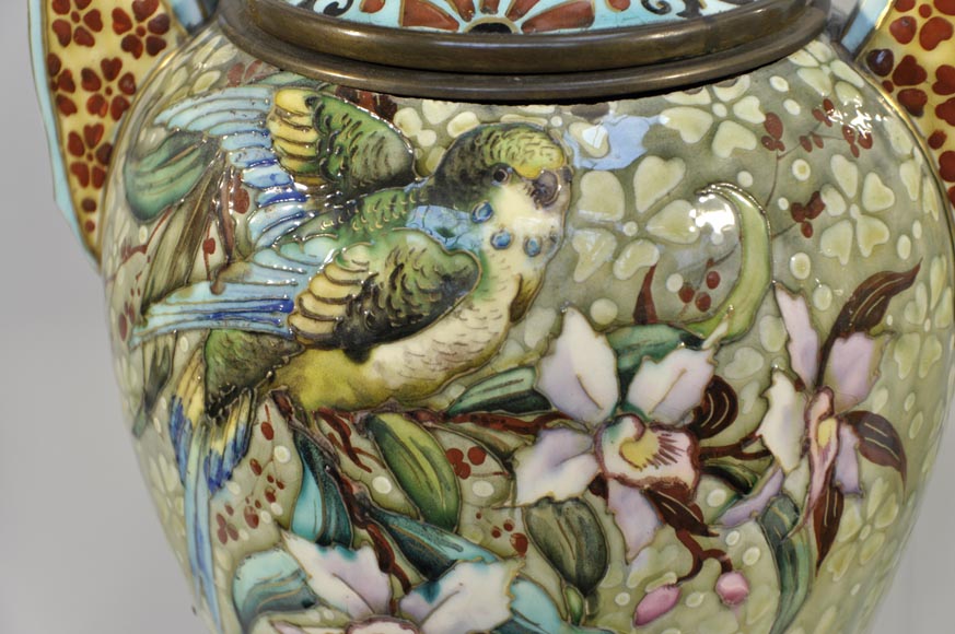 Paire de «lampes aux Perruches» signées E. BERNARD Paire de «lampes aux Perruches» signées E. BERNARD-2