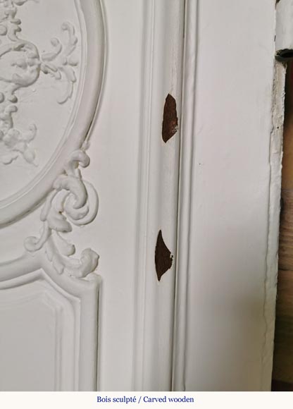 Paire de doubles portes double face de style Régence ornées de rosaces Paire de doubles portes double face de style Régence ornées de rosaces-6