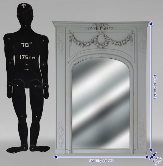 Trumeau de style Louis XVI d’une couronne et de guirlandes de fleurs Trumeau de style Louis XVI d’une couronne et de guirlandes de fleurs-5