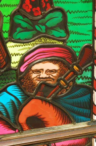 Vitrail néo-gothique avec scène champêtre Vitrail néo-gothique avec scène champêtre-3