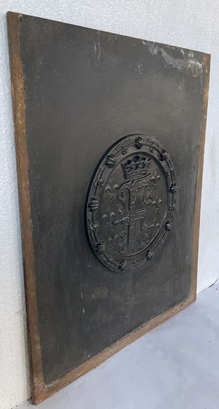 Plaque de cheminée au monogramme de François 1er, XIXe siècle Plaque de cheminée au monogramme de François 1er, XIXe siècle-3