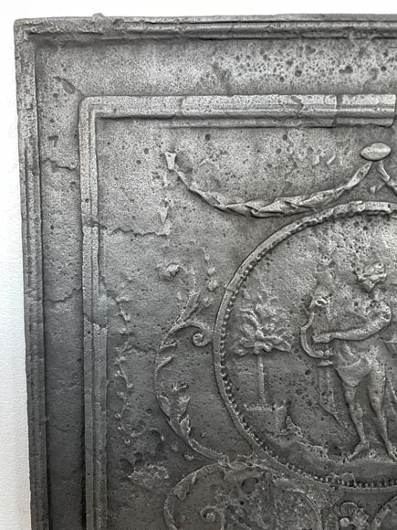 Plaque de cheminée ancienne  Plaque de cheminée ancienne