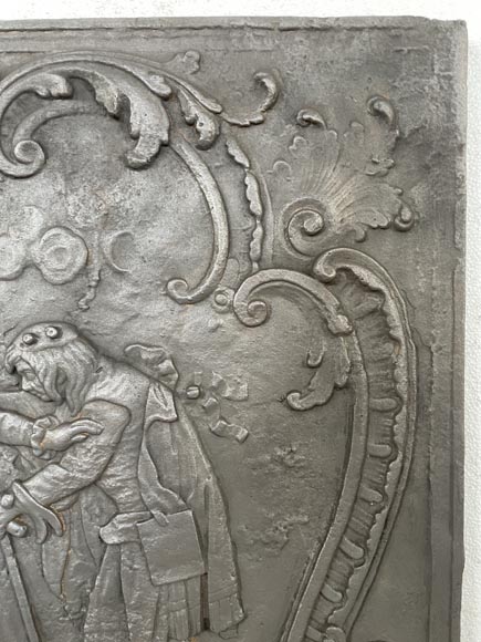 Plaque de cheminée de style Louis XV  Plaque de cheminée de style Louis XV