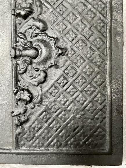 Plaque de cheminée en fonte orné de Vénus et deux putti Plaque de cheminée en fonte orné de Vénus et deux putti-7