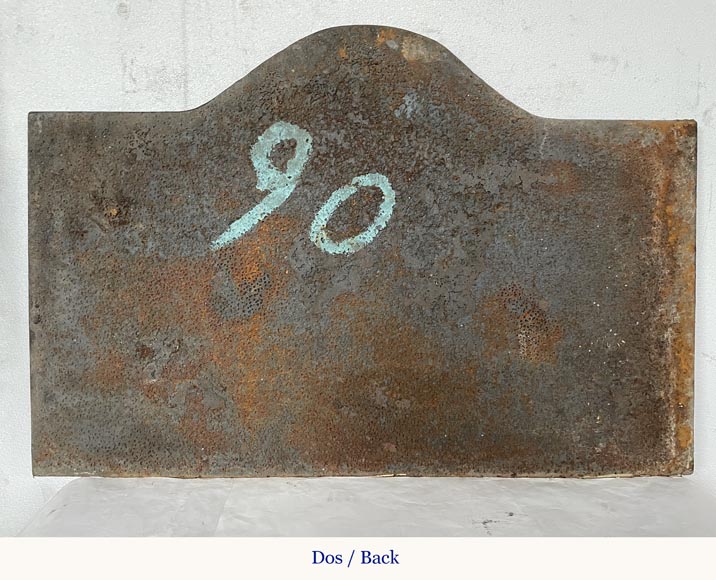 Plaque de cheminée en fonte orné de Vénus et deux putti Plaque de cheminée en fonte orné de Vénus et deux putti-8