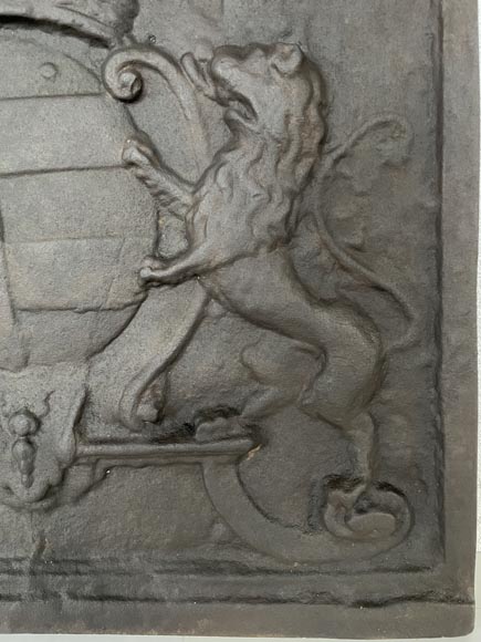 Plaques de cheminée aux armoiries d'alliance, XIXe siècle Plaques de cheminée aux armoiries d'alliance, XIXe siècle-6