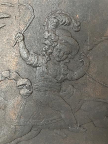 Plaque de cheminée ancienne au cavalier Plaque de cheminée ancienne au cavalier-1