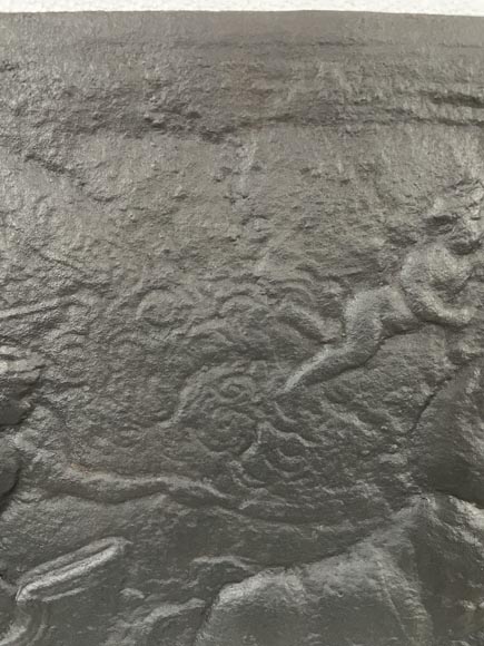 Plaque de cheminée décorée d’un char d’Apollon Plaque de cheminée décorée d’un char d’Apollon-4