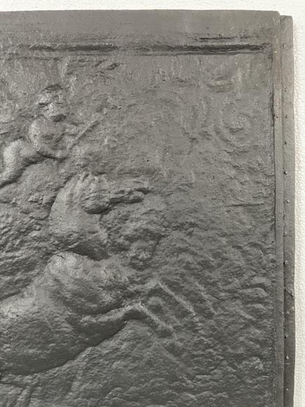 Plaque de cheminée décorée d’un char d’Apollon Plaque de cheminée décorée d’un char d’Apollon-5